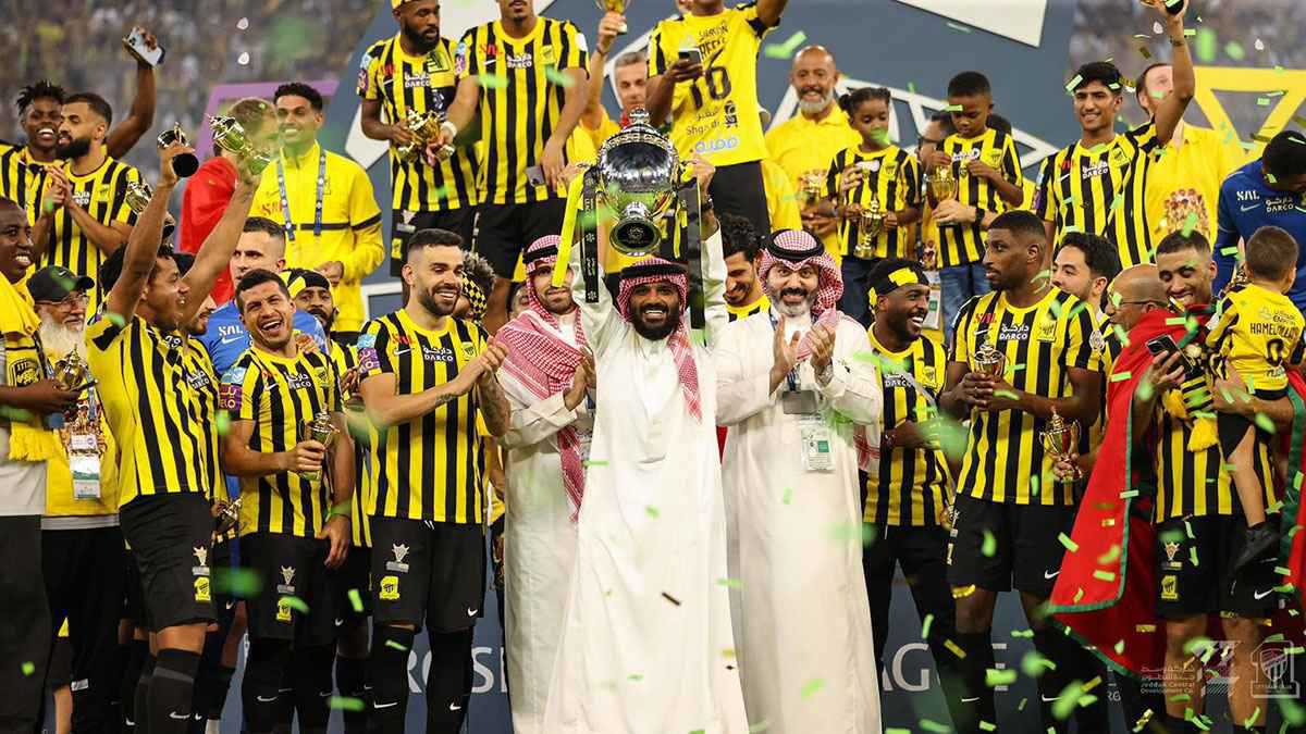 أول تحرك من أنمار الحائلي للعودة إلى رئاسة الاتحاد السعودي 