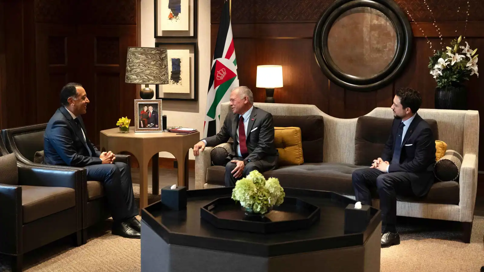 ملك الأردن يحذر من تداعيات خطة إسرائيل لاحتلال غزة