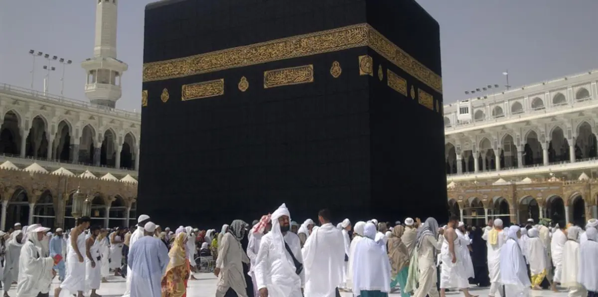 السعودية توضح موقفها من القطريين الراغبين في أداء العمرة