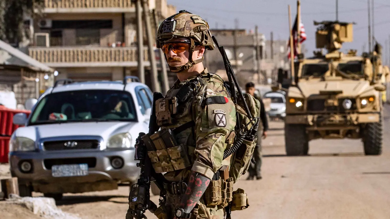 تدريبات بالذخيرة الحية للتحالف الدولي و"قسد" شرقي دير الزور