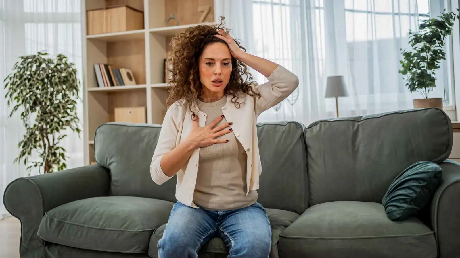 اضطرابات القلق ونوبات الهلع.. كيف تفرق بينهما؟