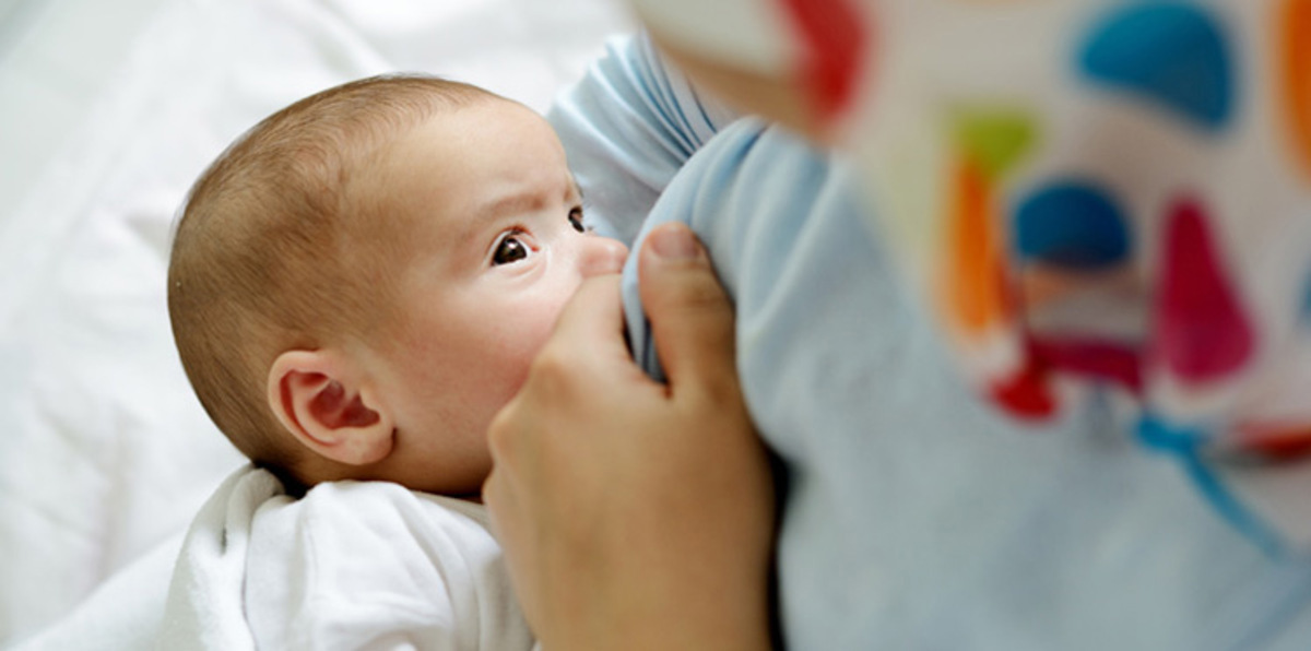 الأمم المتحدة تدعم نشر صور الرضاعة الطبيعية عبر الانترنت