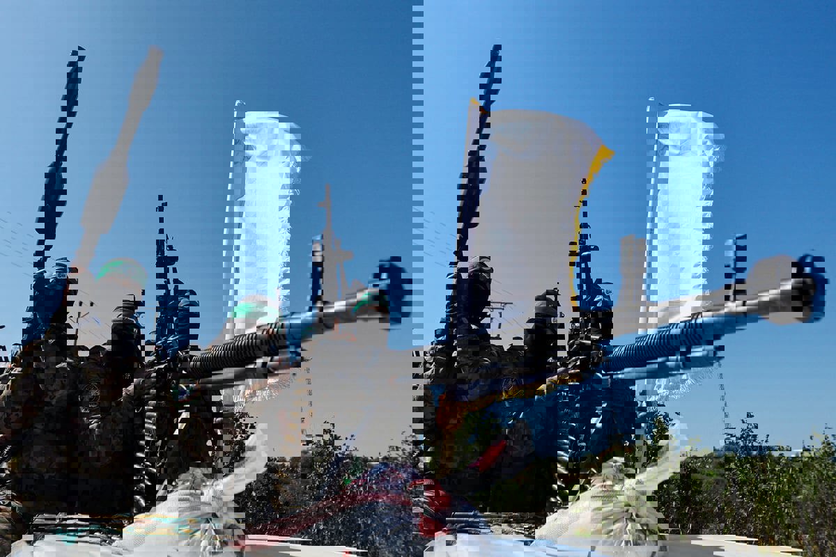 احتجاجات نادرة.. فلسطينيون يخطون عبارات مناهضة لحماس في شوارع غزة (صور)