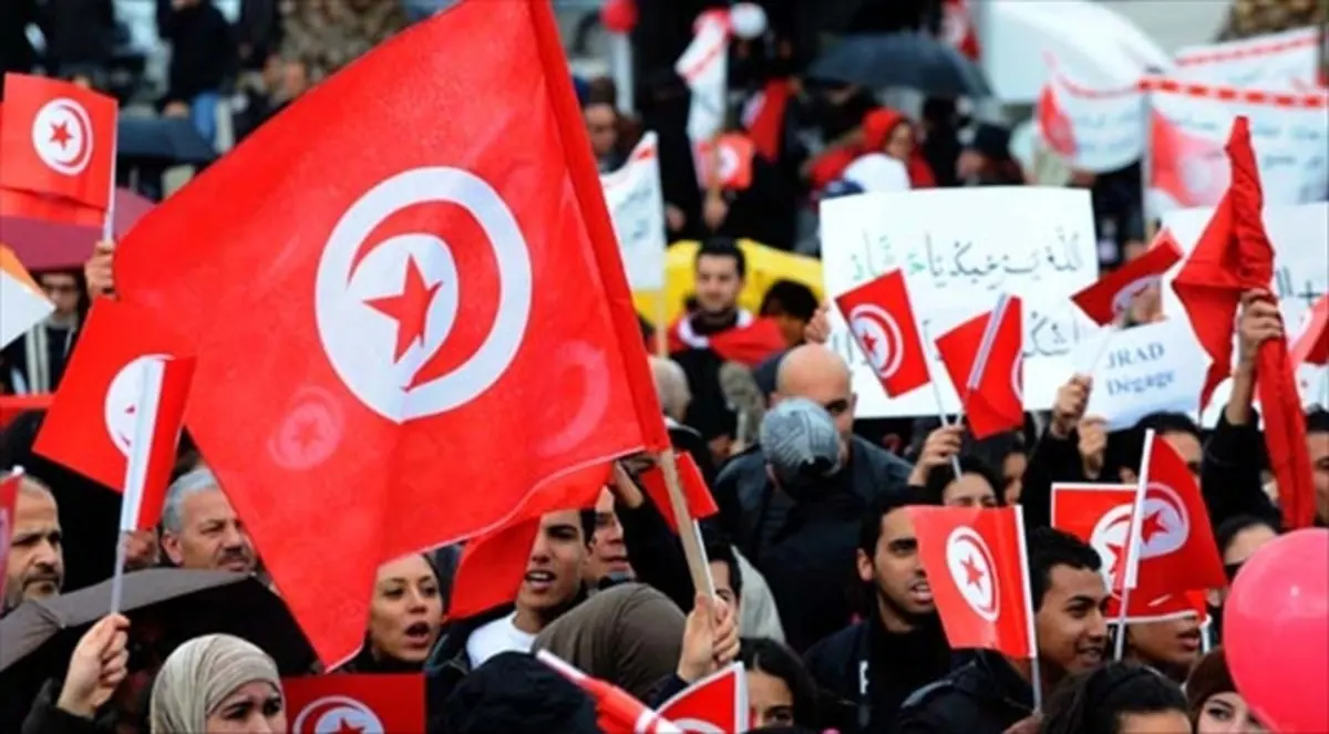 بركان البطالة في تونس ينذر بثورة ثانية