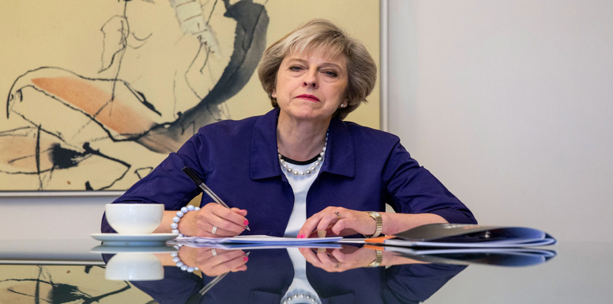 رئيسة الوزراء البريطانية تكشف خطة بديلة تحسبًا لإخفاق محادثات الخروج من الاتحاد الأوروبي