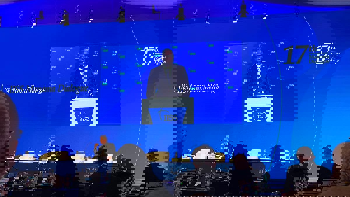 وزير الدفاع الأمريكي: جميع الخيارات مطروحة إذا فشلت الدبلوماسية مع إيران