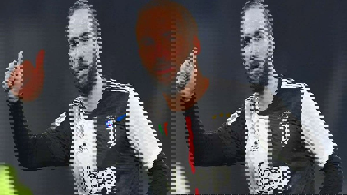 غونزالو هيغواين يتوصل لاتفاق نهائي للرحيل عن يوفنتوس