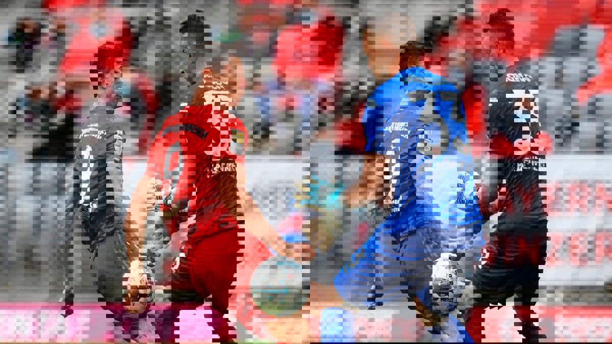 ليفاندوفسكي يواصل التألق ويغرد منفردا في صدارة سباق الحذاء الذهبي للدوريات الكبرى