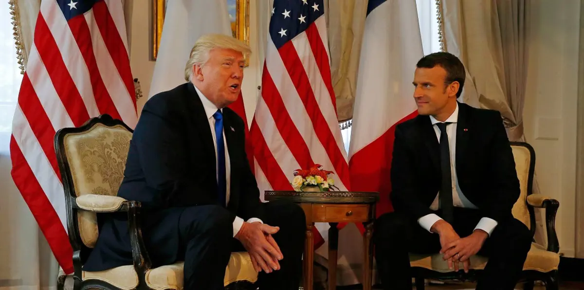 أول لقاء بين ترامب وماكرون في السفارة الأمريكية في بروكسل‎