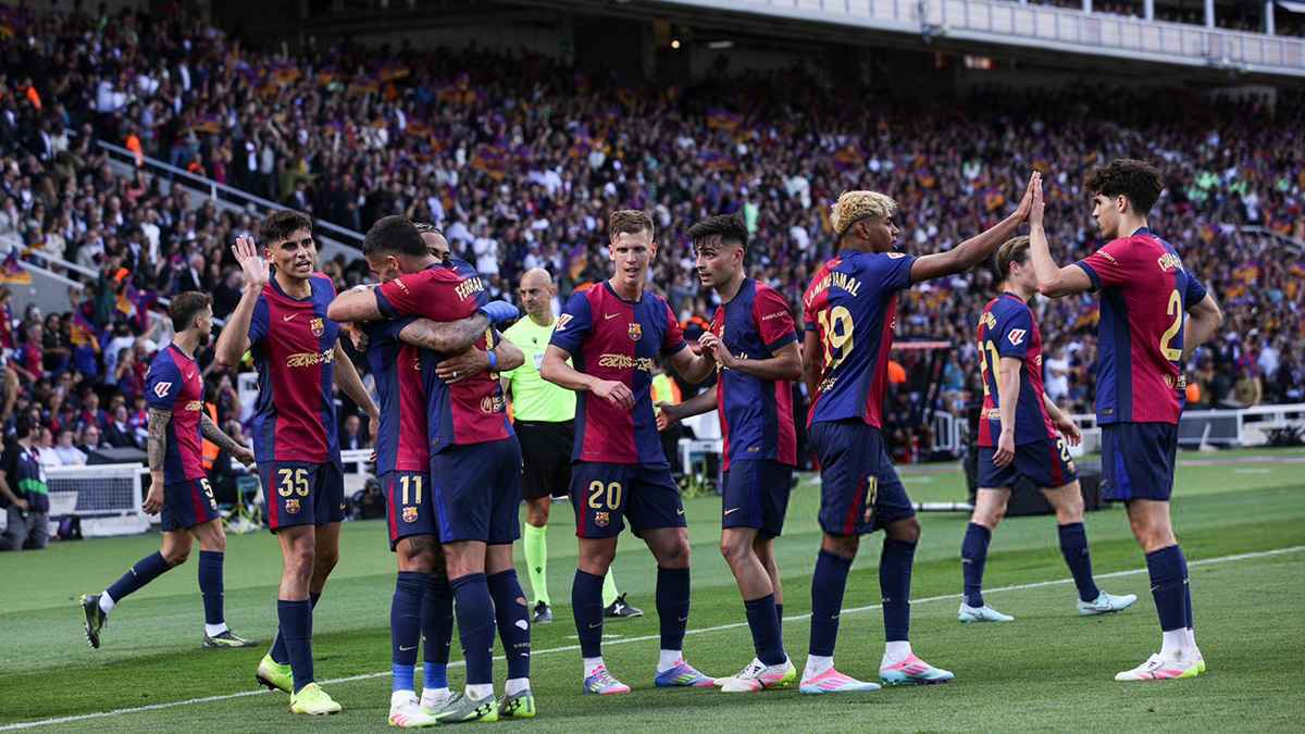 ملهى ليلي.. برشلونة يحتفل بالدوري الإسباني بـ3 طرق مثيرة