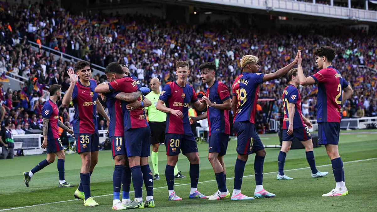 برشلونة يحدد أولى صفقاته الصيفية