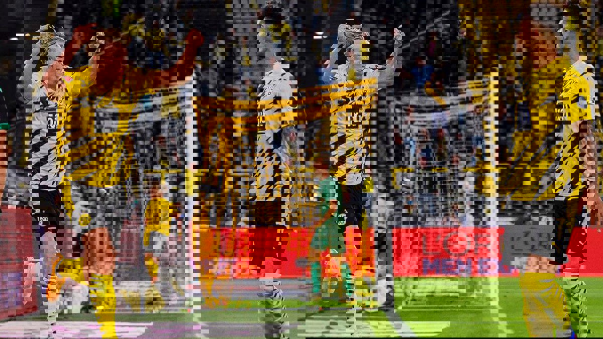 بروسيا دورتموند يهزم مونشنغلادباخ في افتتاح مشواره بالدوري الألماني