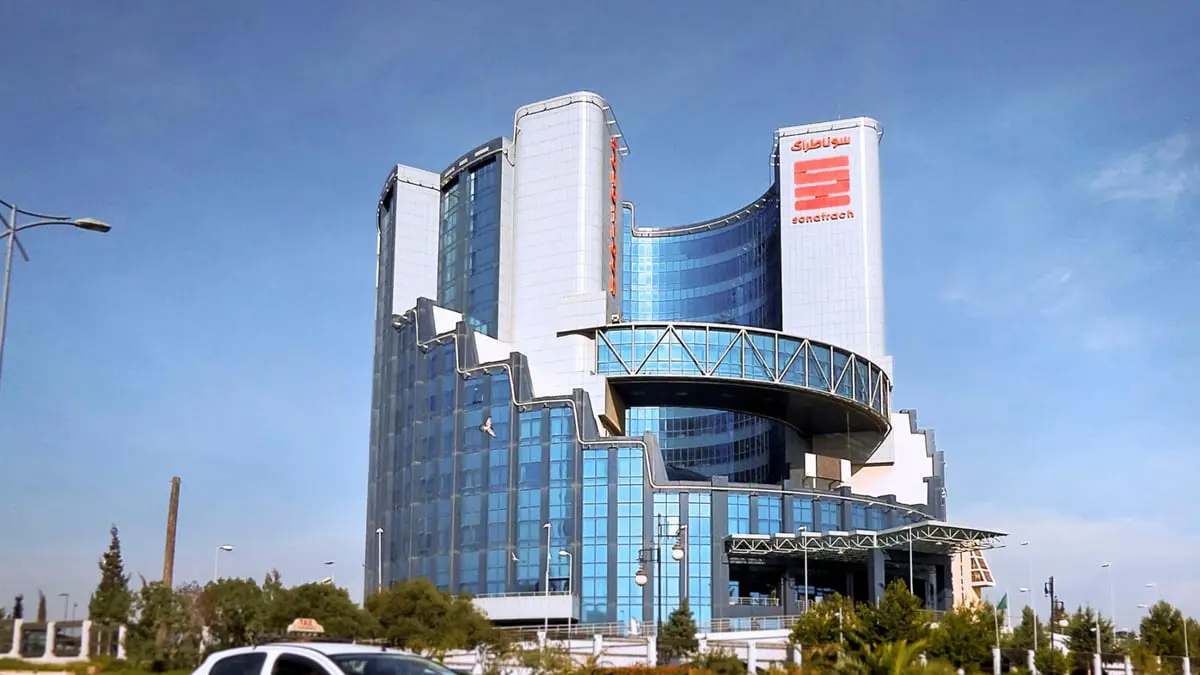 "سوناطراك" الجزائرية تتفق مع "ناتورجي" الإسبانية على مراجعة أسعار عقود توريد الغاز