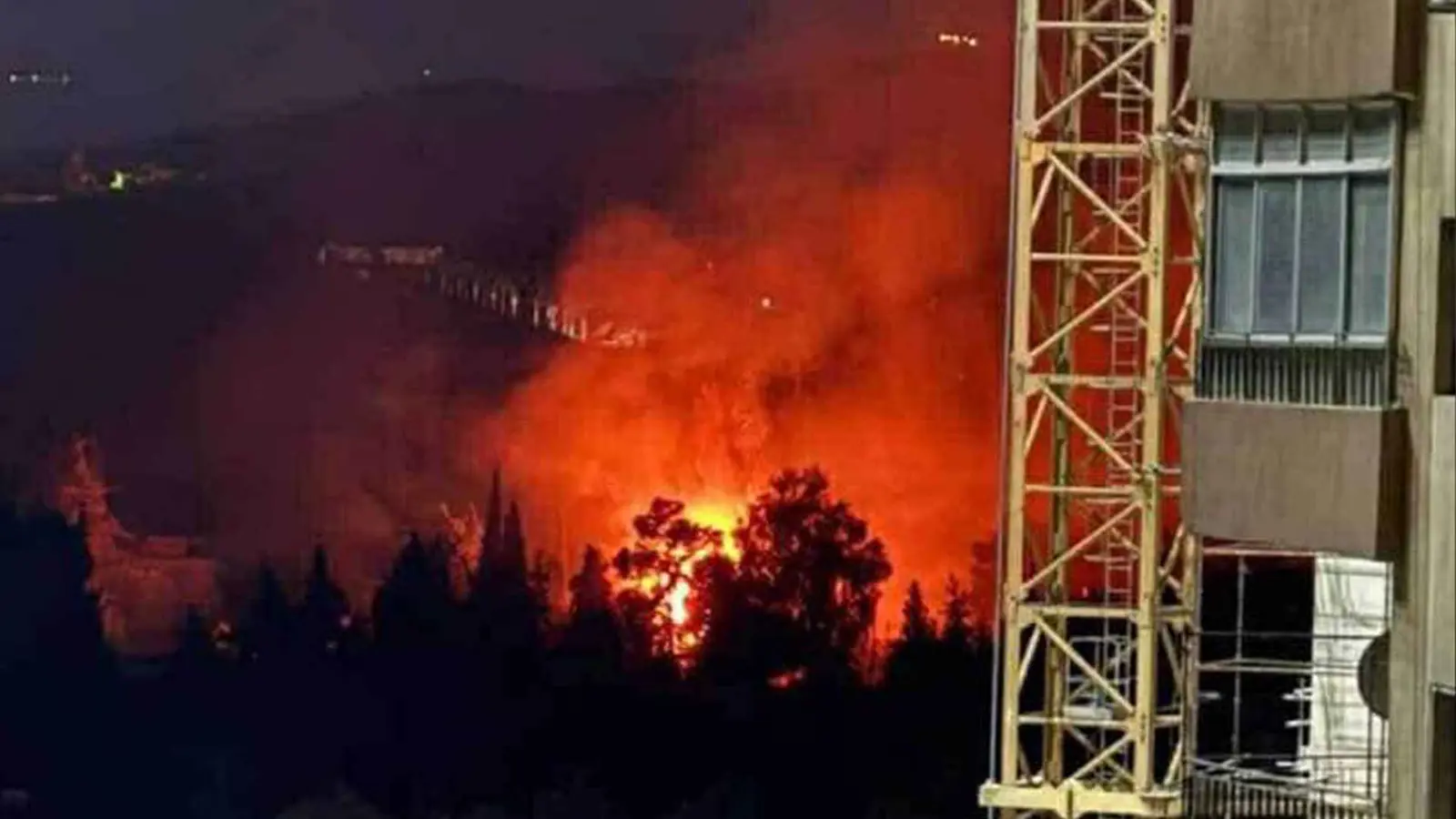 استهدف جبل قاسيون ومطار المزة.. دمشق تحت القصف الإسرائيلي