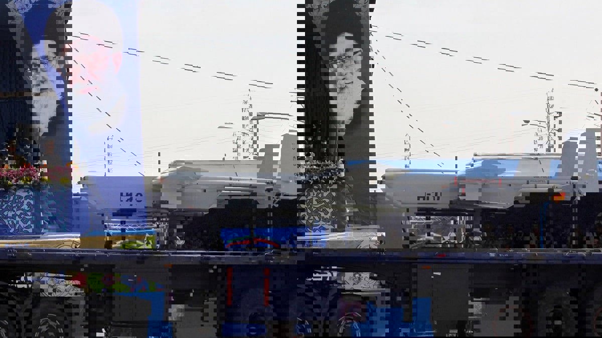 الجيش الإيراني يعتزم إجراء مناورة ضخمة بالطائرات المسيرة