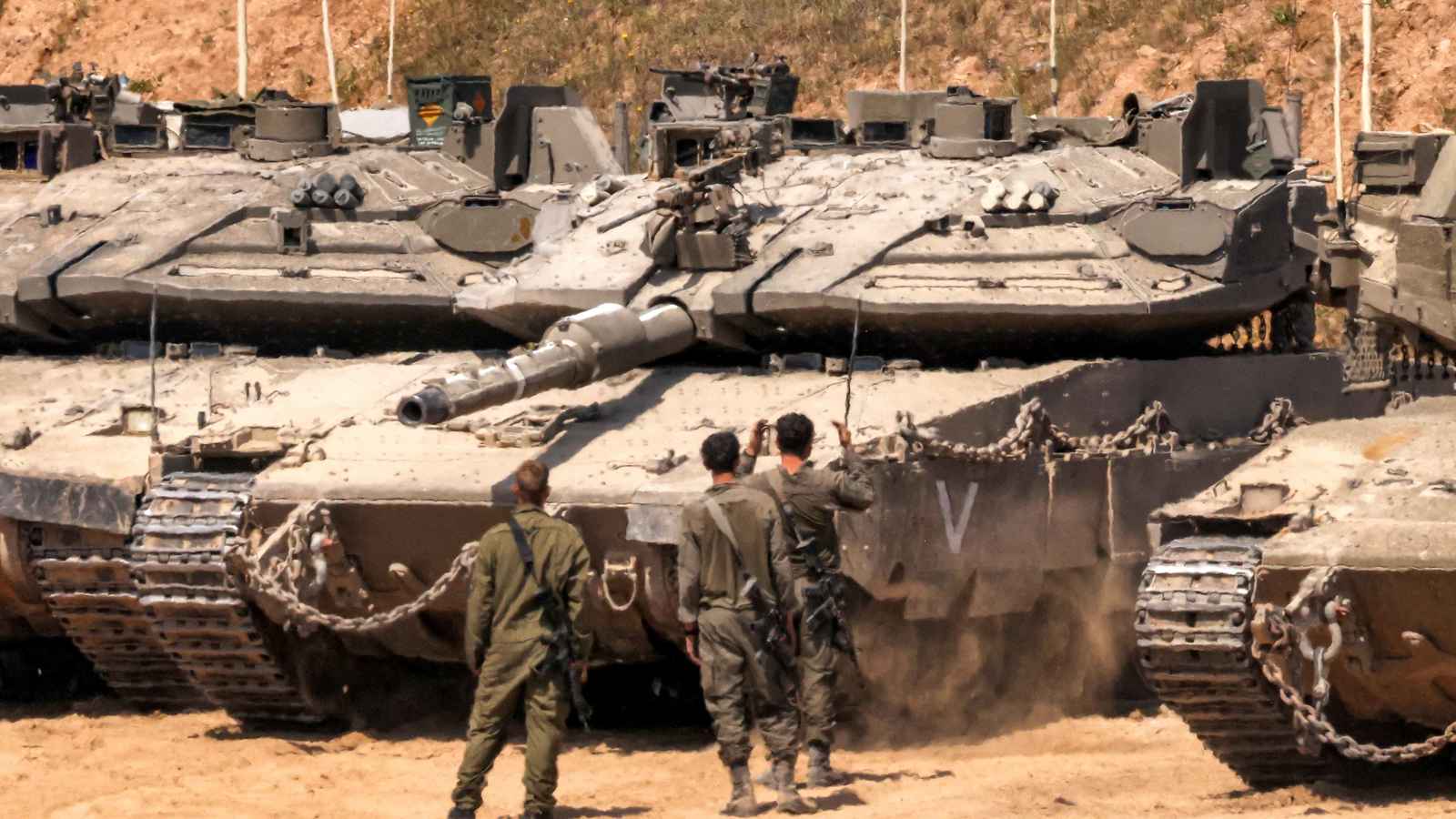 الجيش الإسرائيلي يعلن بدء تنفيذ عملية "عربات جدعون" في غزة