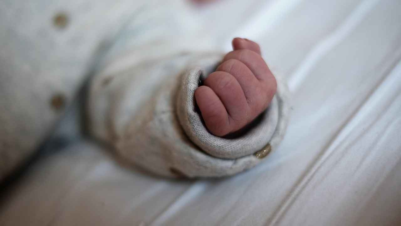 بيع طفل مقابل عشرة آلاف دولار في العراق