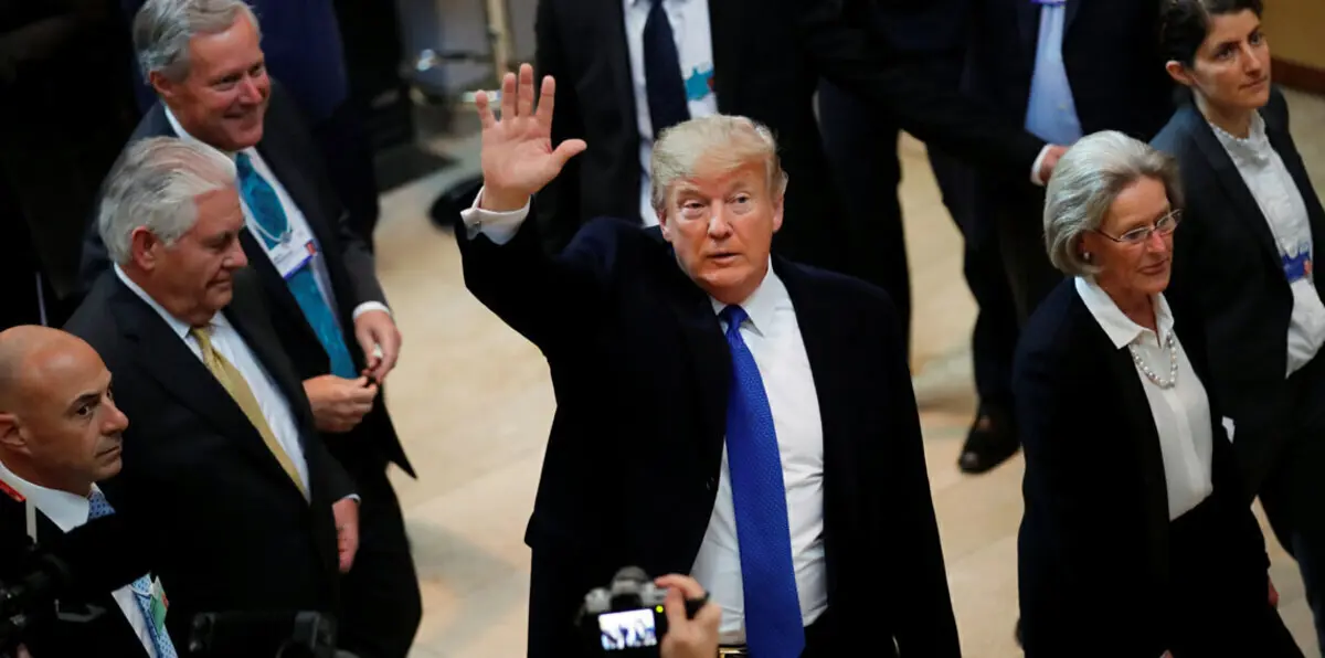 كيف تحول ترامب من "شعوبي" إلى "براغماتي" في منتدى دافوس الاقتصادي؟