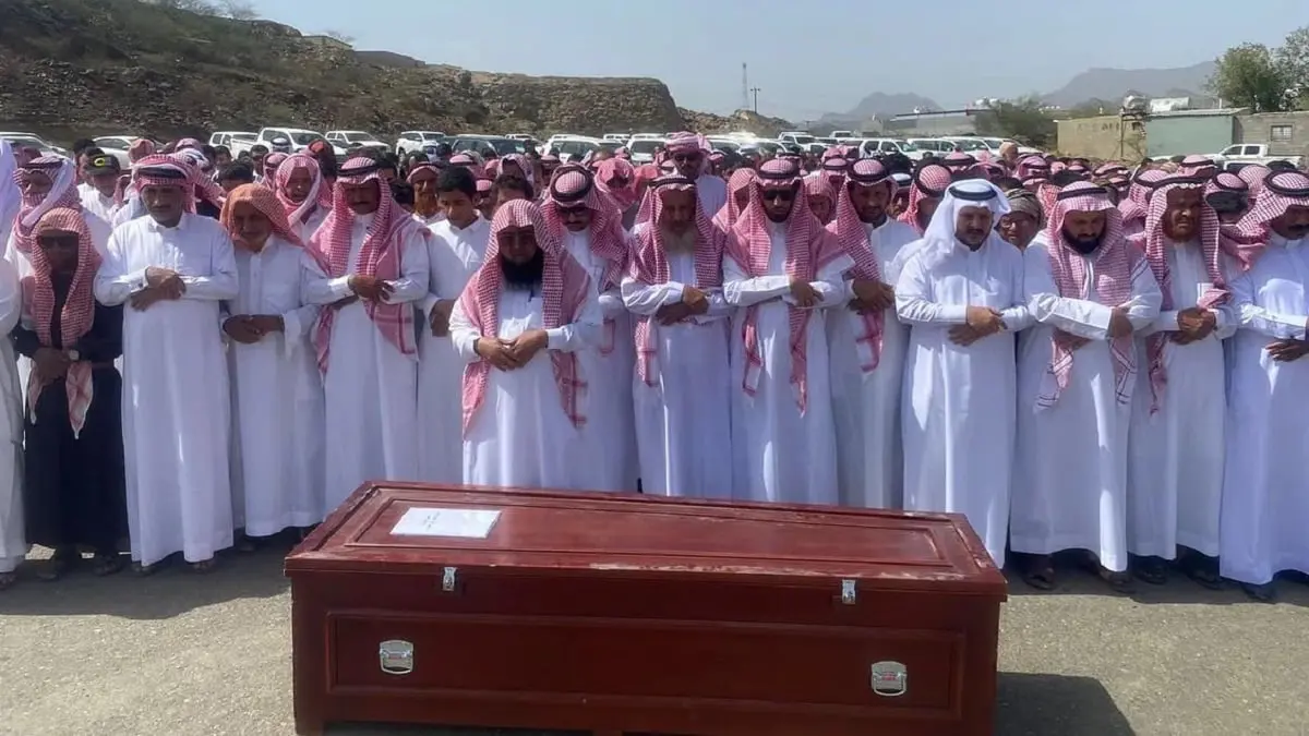 تشييع مهيب لجندي سعودي بعد 15 شهرا على فقده في الحد الجنوبي