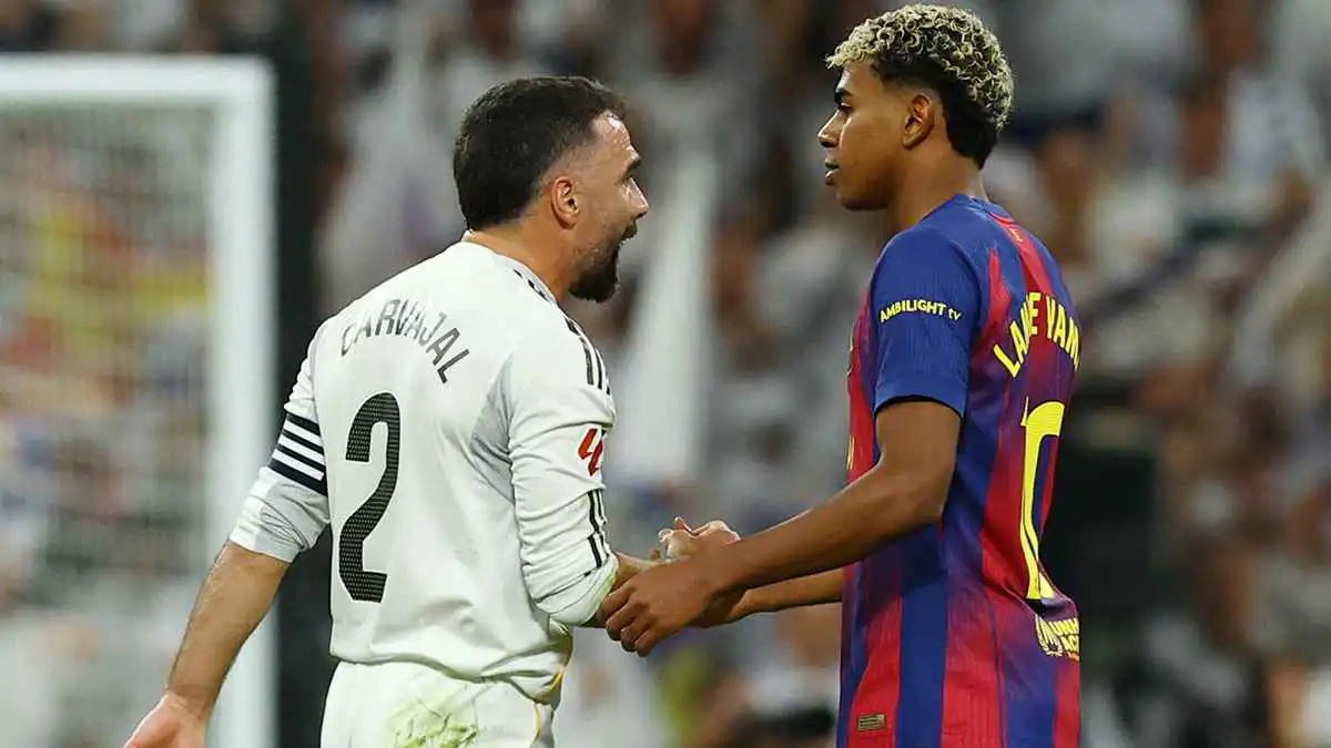 لامين يامال أم كارفخال.. مع من يتعاطف لاعبو منتخب إسبانيا؟