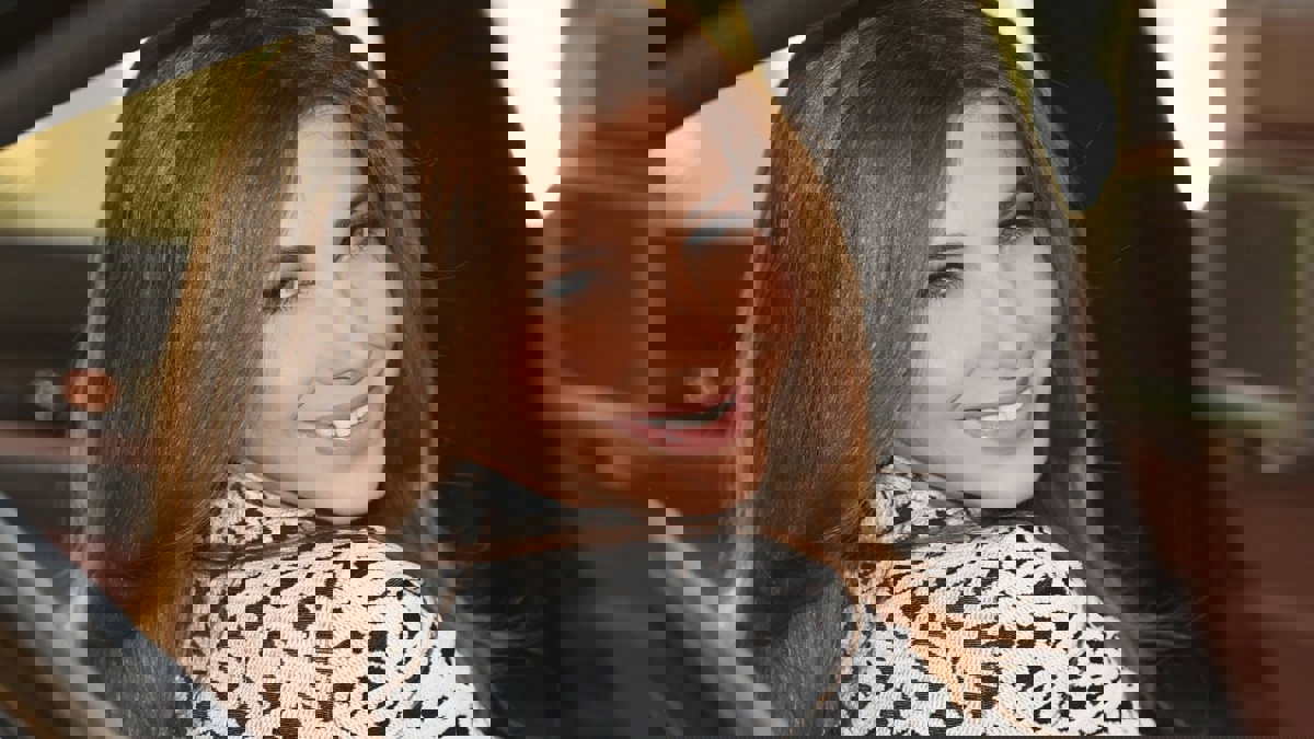 نانسي عجرم تحرج فتاة أرادت التقاطة معها 