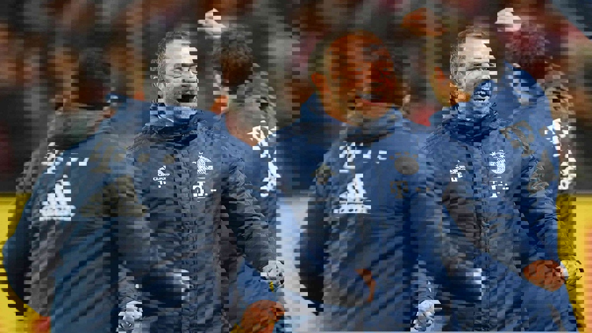 بايرن ميونخ يمدد تعاقده رسميا مع هانز فليك مدرب الفريق حتى 2023