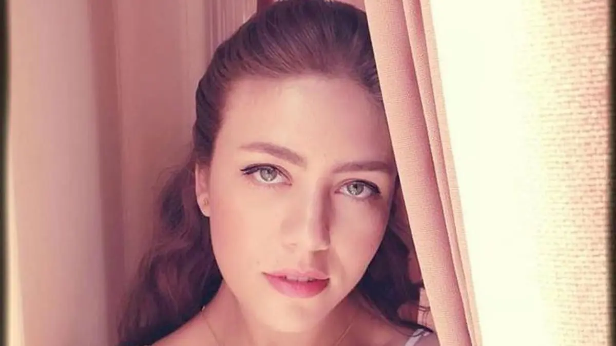 "عضة كلب" تدخل الفنانة رحمة حسن إلى المستشفى