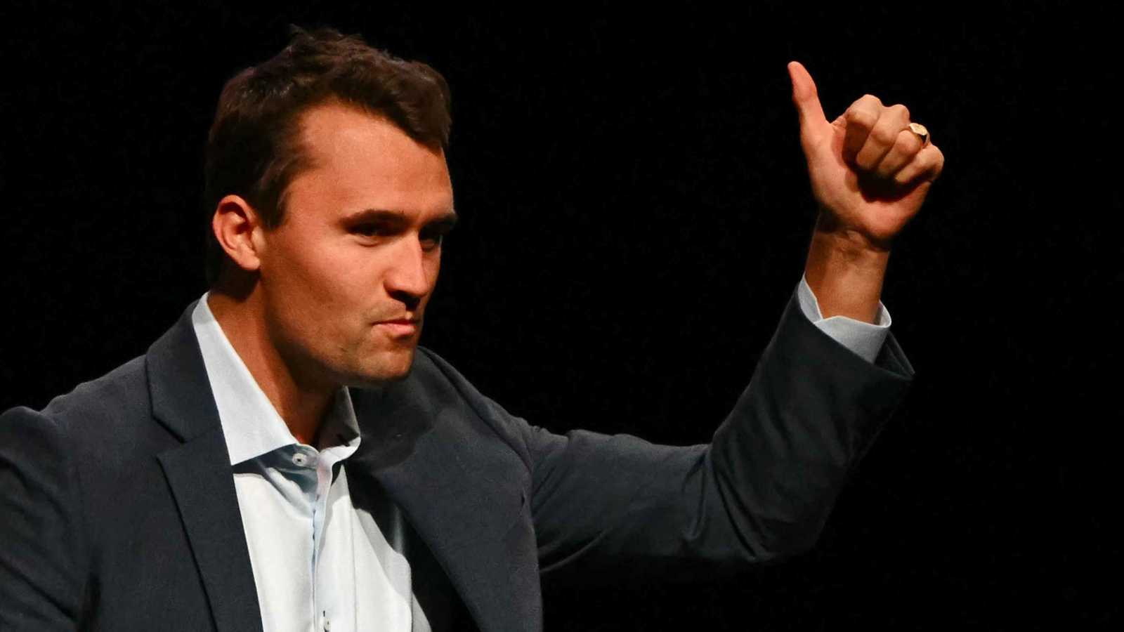 ترامب يعلن منح الناشط كيرك بعد اغتياله أرفع وسام مدني أمريكي