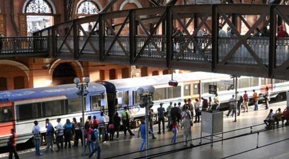 ‫عمال المترو يضربون في ساوباولو