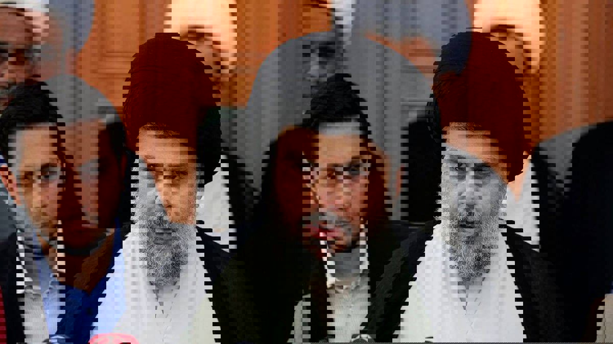 بعد إطلاق زعيمه حملة ضد "الفاسدين".. هل تعصف الخلافات "التجارية" بالتيار الصدري في العراق؟