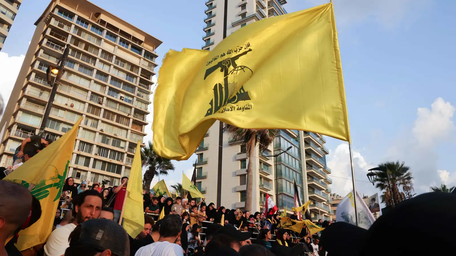 الجيش الإسرائيلي يعلن استهداف قادة من حزب الله