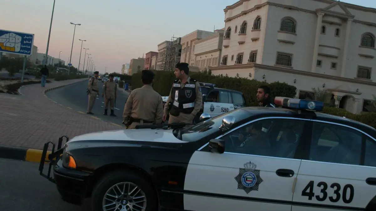 كاميرا منزل تفضح عصابة تسول بالكويت (فيديو)