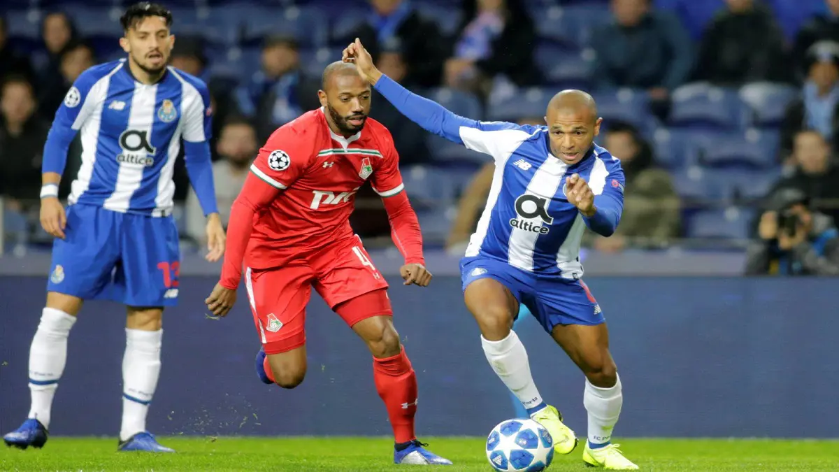 آرسنال في مفاوضات للتعاقد مع ياسين براهيمي