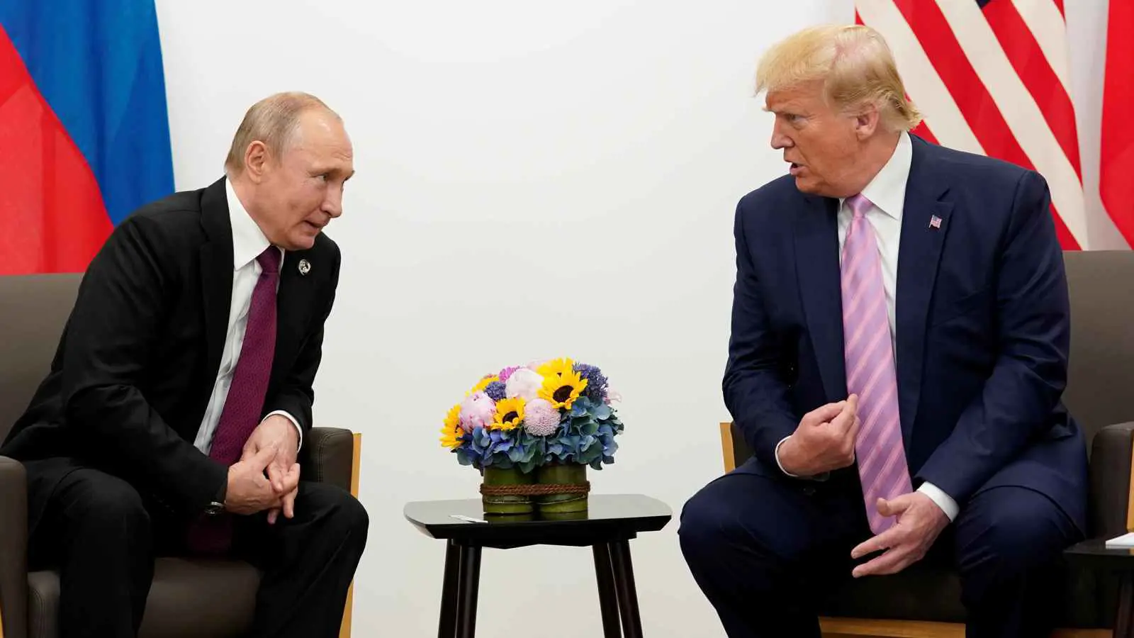 "عقبة السلام".. ترامب يُعيد حساباته مع بوتين