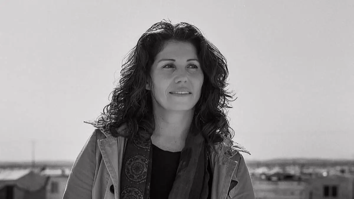 بـ"العراضة الشامية".. يارا صبري تحتفل بعودتها إلى سوريا (فيديو)