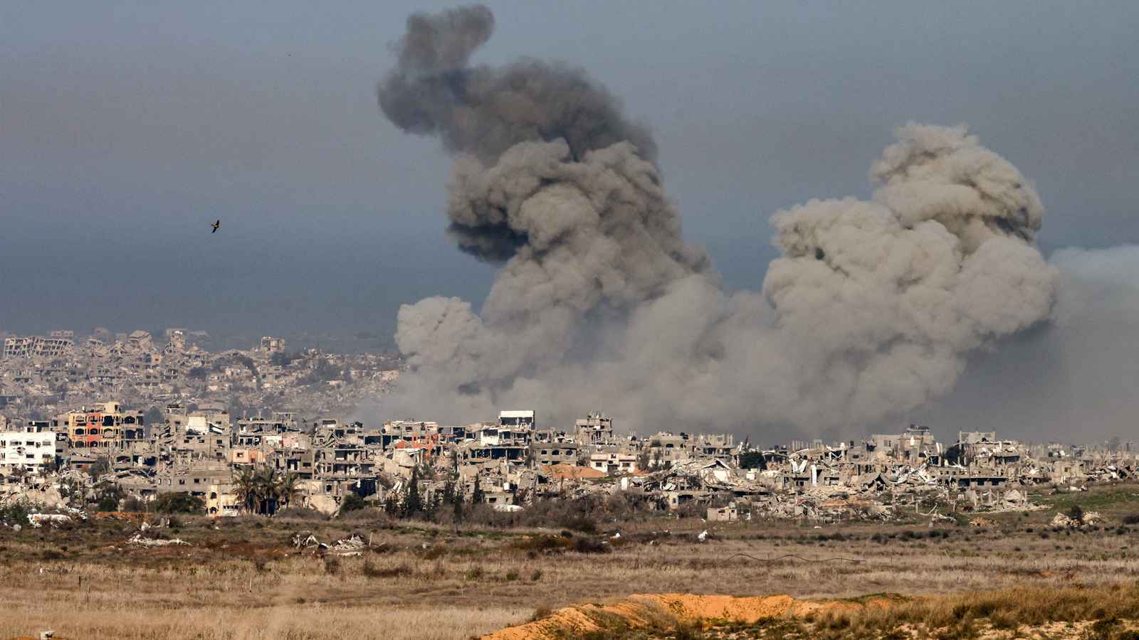 مقتل 5 جنود إسرائيليين بصاروخ مضاد للدروع شمالي غزة