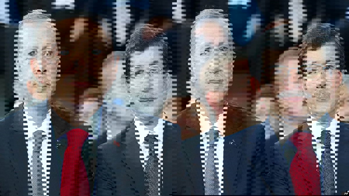 "حزب أردوغان" يفصل رئيس الوزراء السابق أحمد داود أوغلو