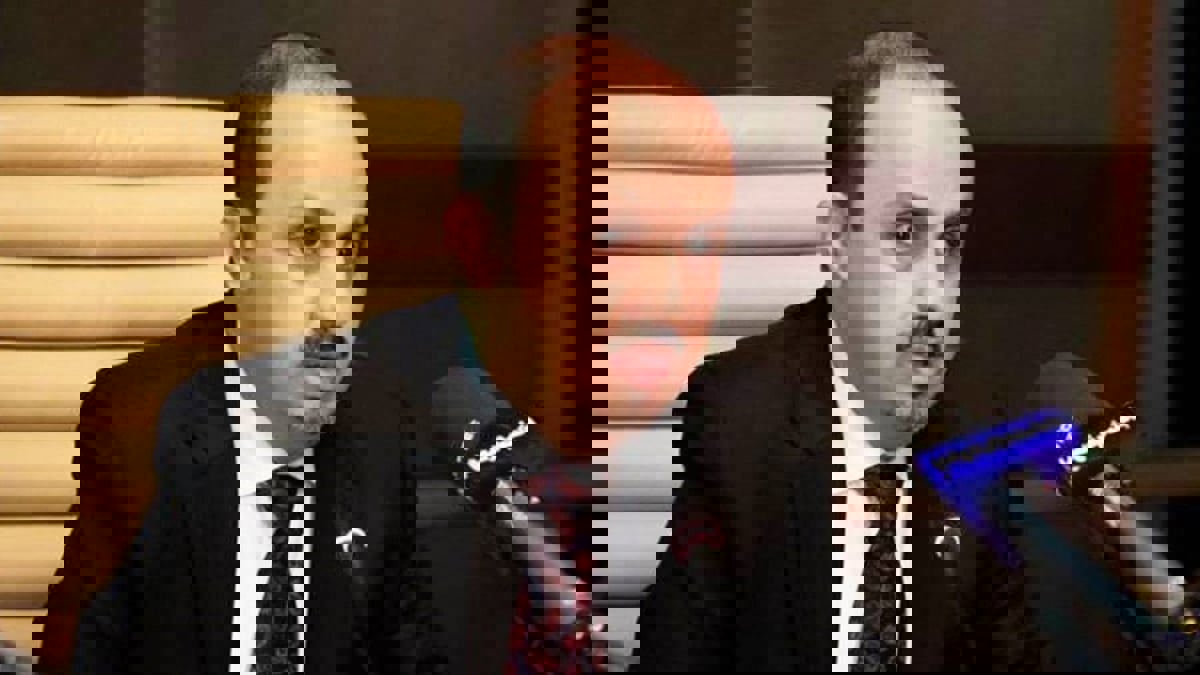 الإرياني: القرصنة البحرية تدار من غرفة عمليات في طهران