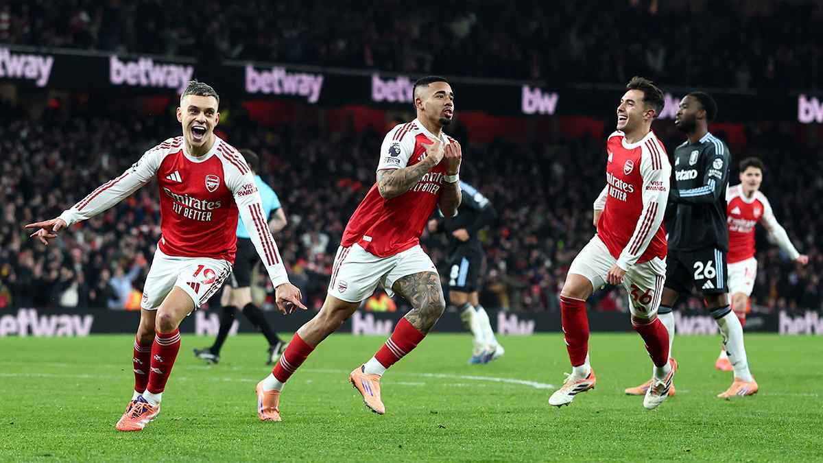 هل ينجح آرسنال في الحفاظ على الصدارة؟ الحاسوب العملاق يتوقع بطل الدوري الإنجليزي