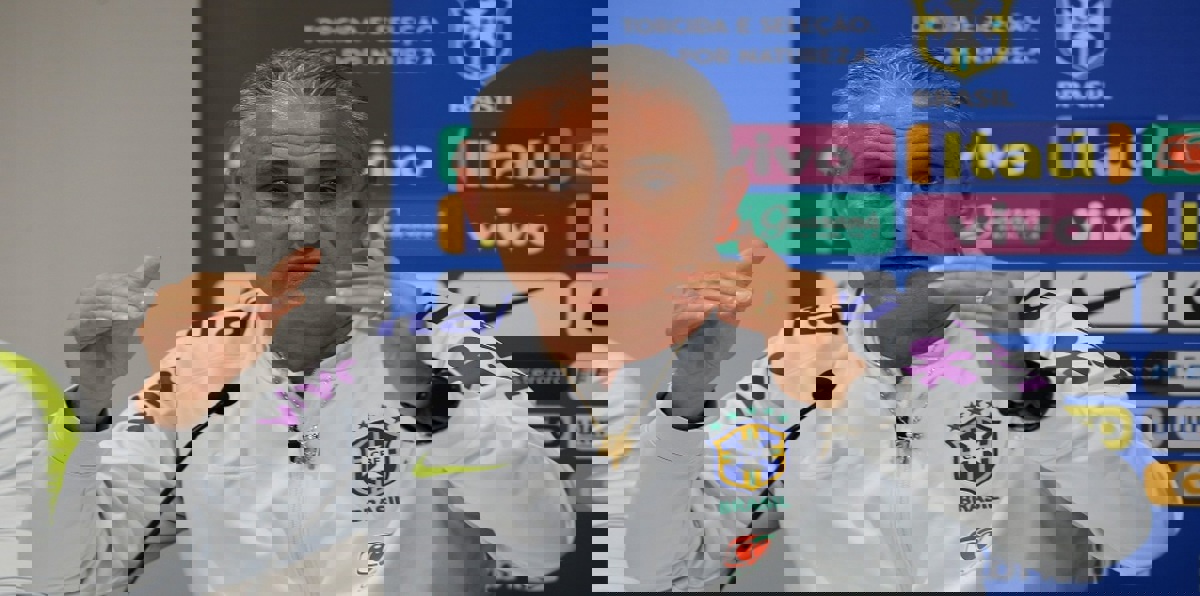 تيتي مدرب البرازيل ينفي غاضبًا أي اتصال مع ريال مدريد لخلافة زيدان