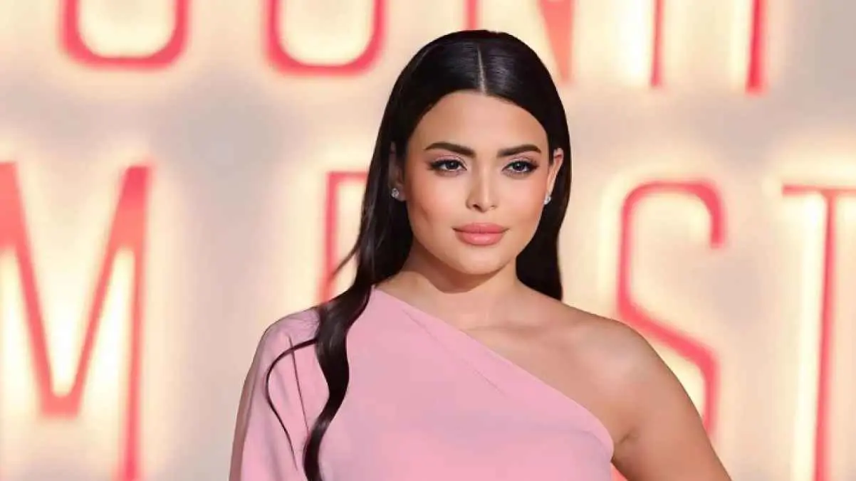 أسماء جلال تكشف حقيقة علاقتها العاطفية مع ويجز