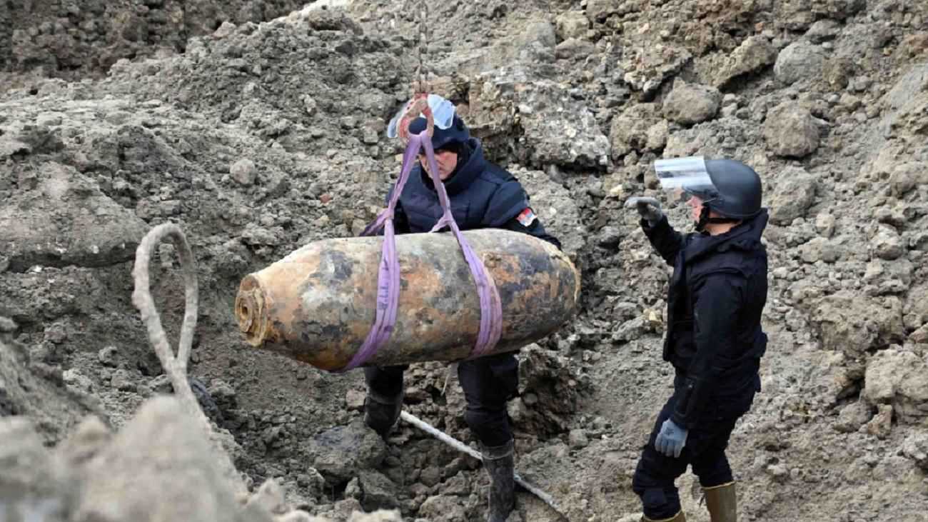 نصف طن من المتفجرات.. صربيا تنجو من قنبلة تعود للحرب العالمية الثانية