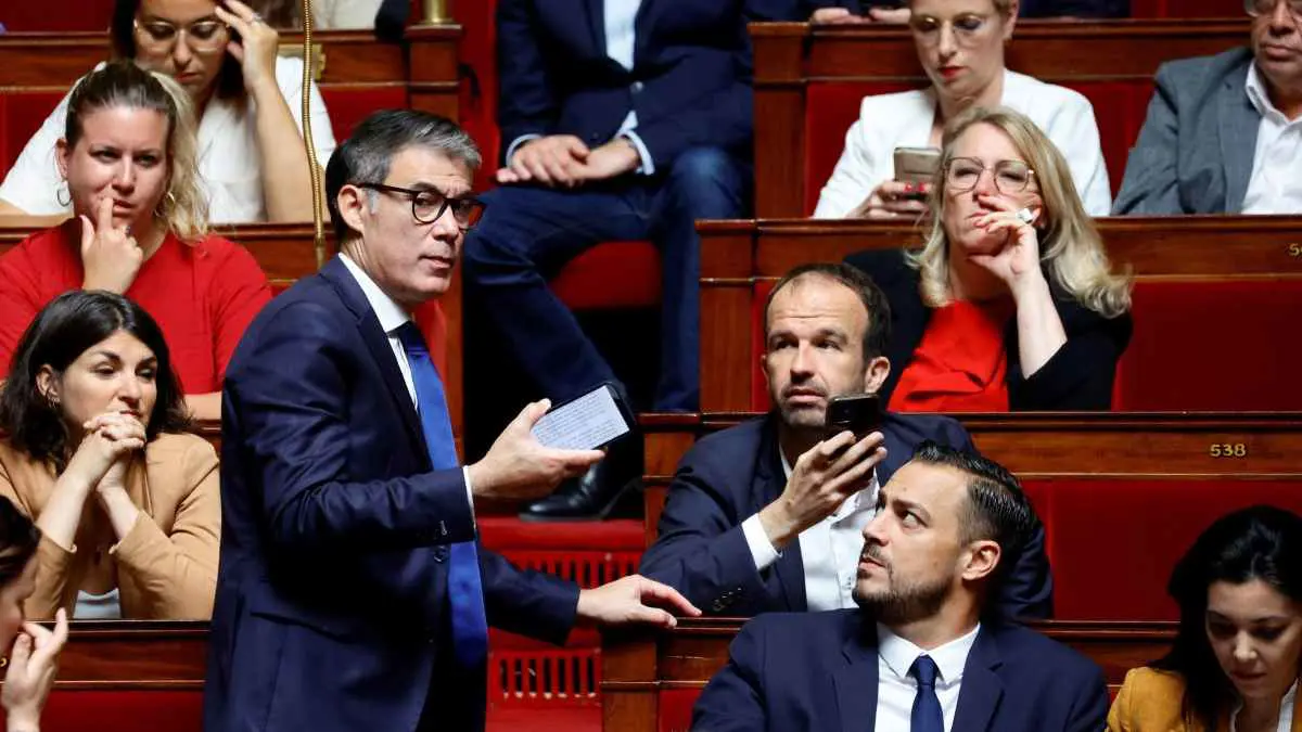 بسبب رئاسة الحكومة.. بوادر "حرب داخلية" في الحزب الاشتراكي الفرنسي