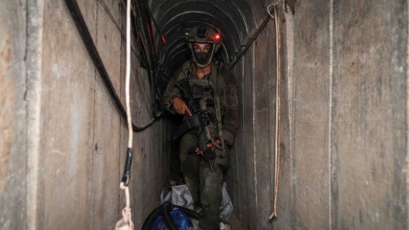 مقتل 11 من عناصر حماس في غارات إسرائيلية على أنفاق غزة (فيديو)