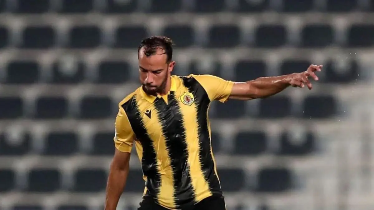 وسط اهتمام الشباب السعودي.. نادي قطر ينفصل عن المدافع الجزائري جمال بلعمري بالتراضي