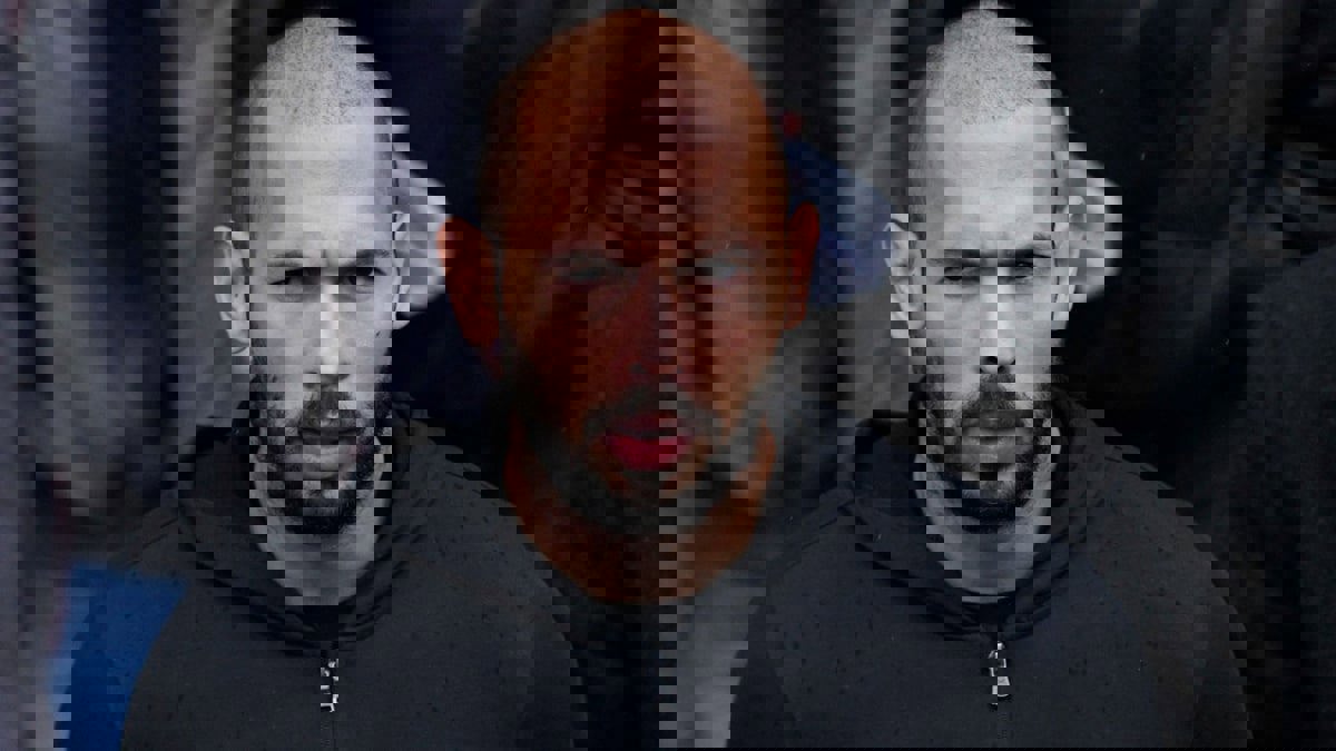 بعد اعتقاله من السلطات الرومانية.. أندرو تيت يستشهد بحديث نبوي والقرآن

