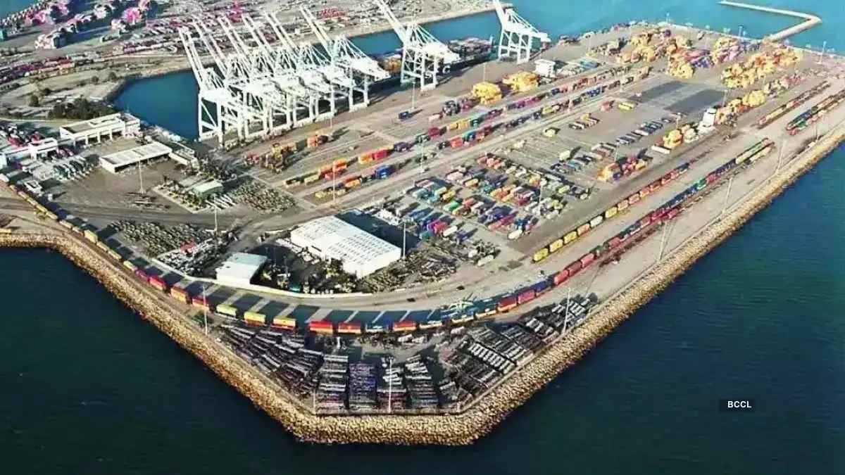 سباق الموانئ يشتعل.. تشاباهار الإيراني في قلب صراع النفوذ وسط آسيا