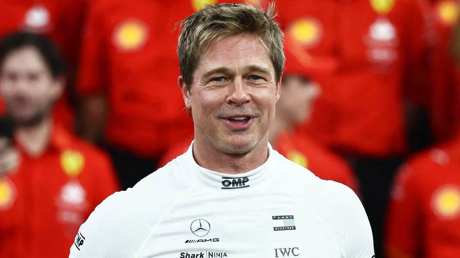 مشاهير العرب والعالم يتألقون في ختام سباق الفورمولا 1 بأبوظبي