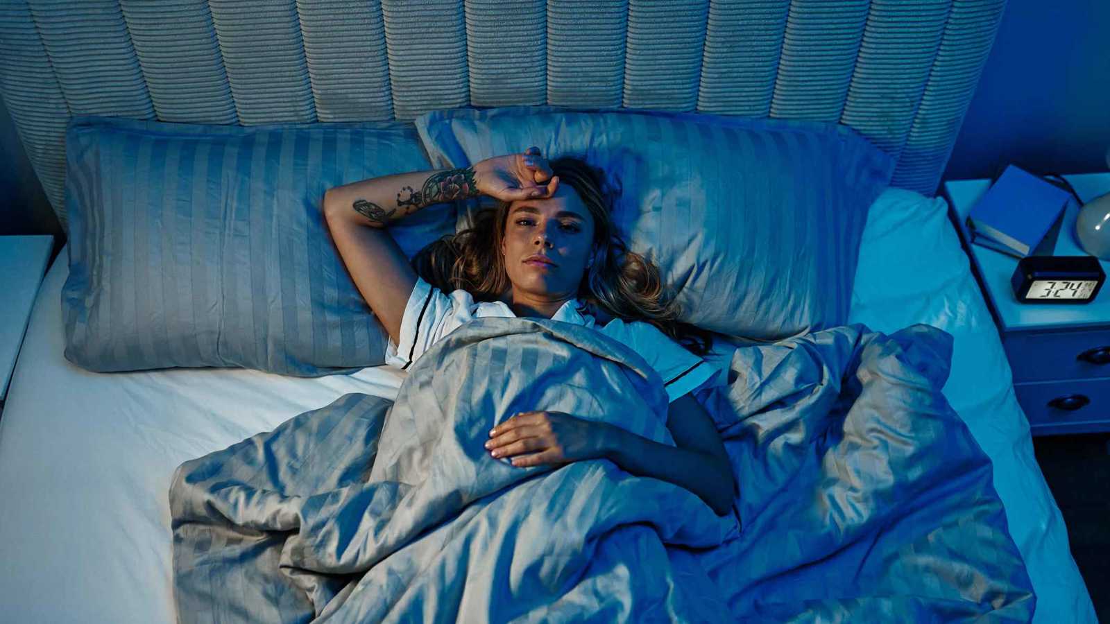 قلة النوم وتأثيرها على المخ والأعصاب.. طبيب يوضح المخاطر