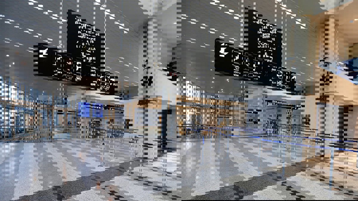 لبنان يفرض قيودا على السفر إلى روسيا البيضاء وسط "أزمة المهاجرين"